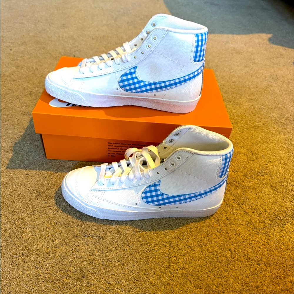 Women’s Nike Blazer Mid ‘77